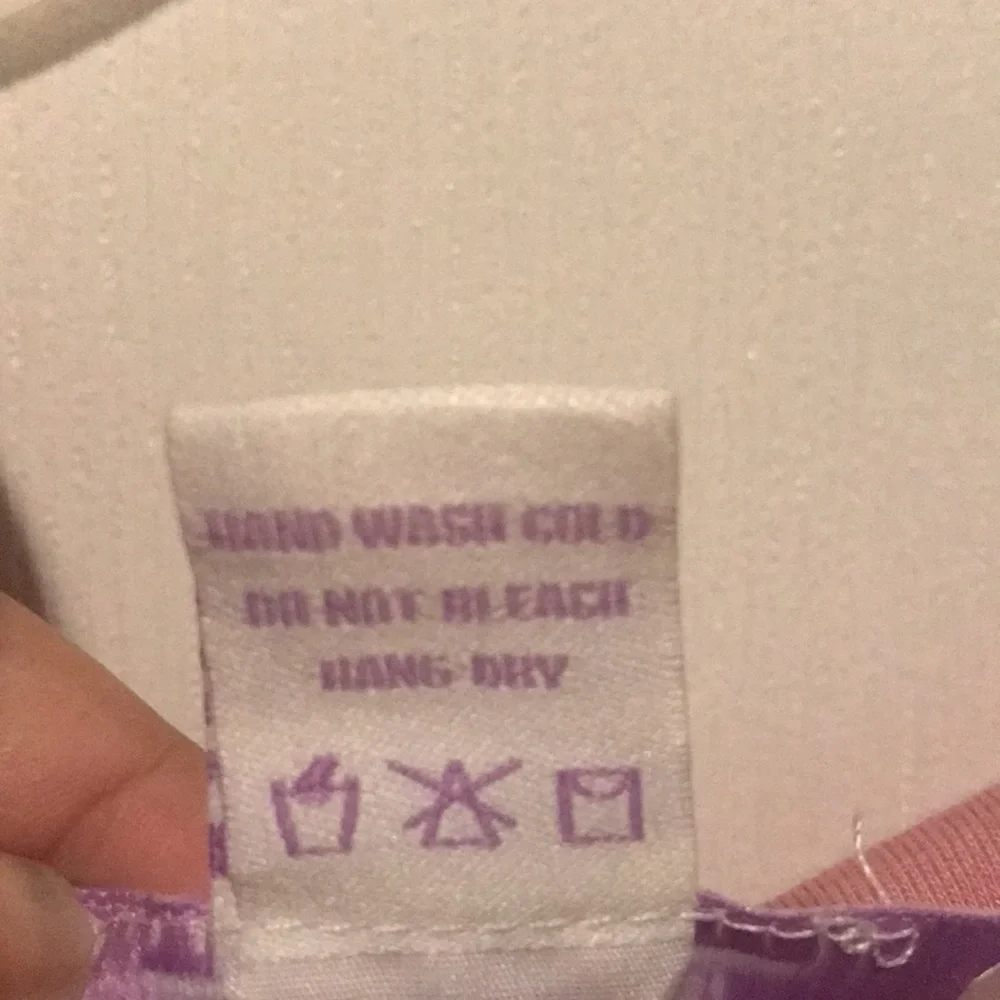 Tops Tops - Picture 3 of 5